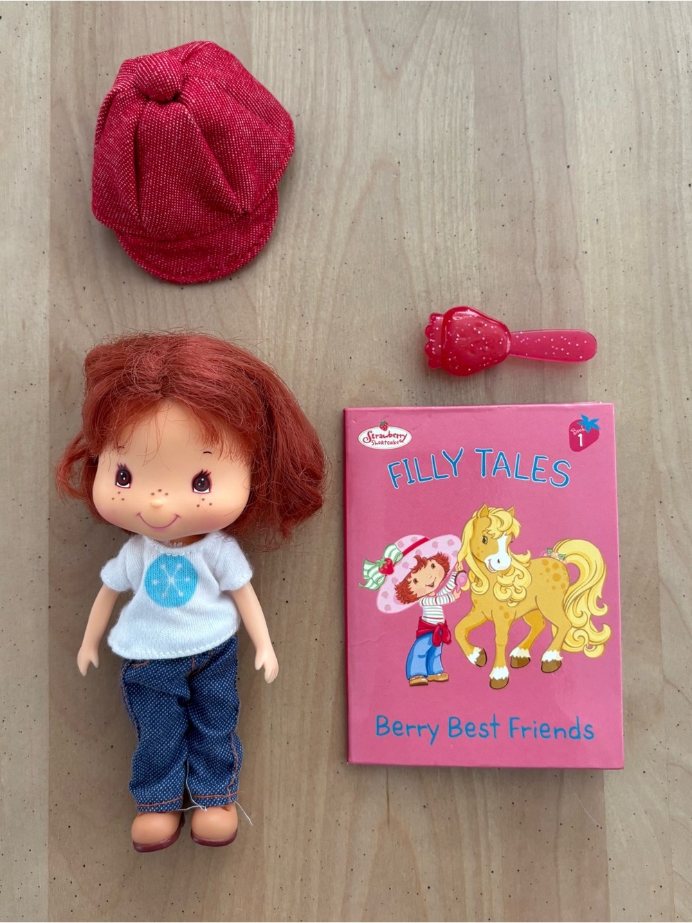STRAWBERRY SHORTCAKE. Collection Of Vintage Items. 2002. See Pics For Details.